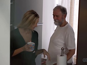 New day begins for blonde increased by her mature husband with hot sex
