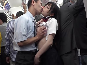 An Fortuitous Kiss Changes Her! Drooling And Sucking Superior to before The Face dejected Of This Tongue-loving Schxxlgirl Vol.1